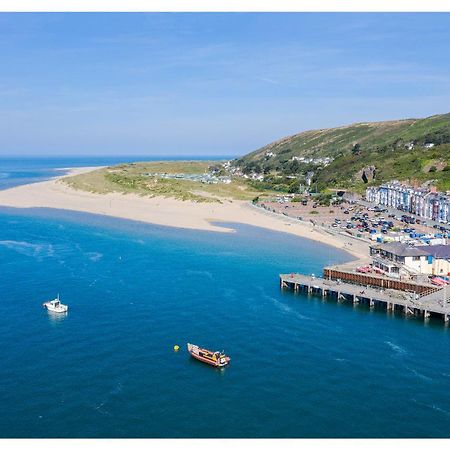 Fabulous Sea View Apartment Aberdyfi Exterior photo