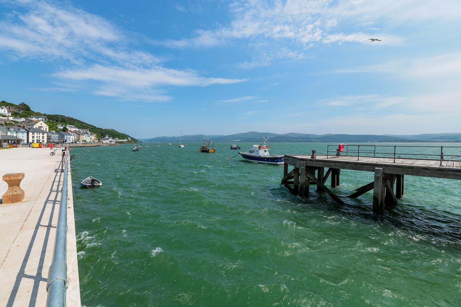 Fabulous Sea View Apartment Aberdyfi Exterior photo